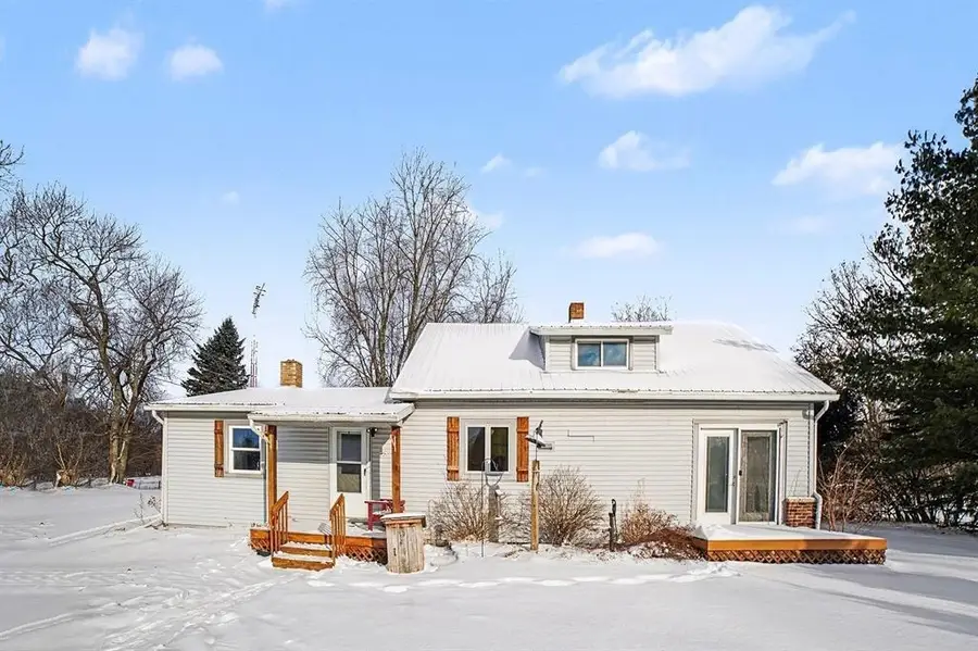 11851 N Crystal Road, Vestaburg, MI 48891 - #2