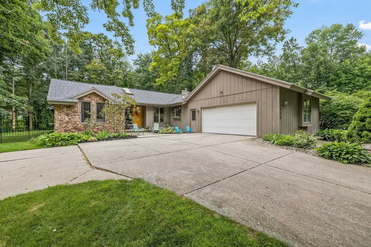 3113 Camberley Lane, Midland, MI 48640 - #1