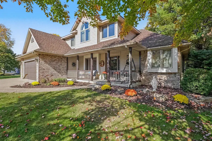 1901 E Trailwood Circle, Midland, MI 48642 - #2