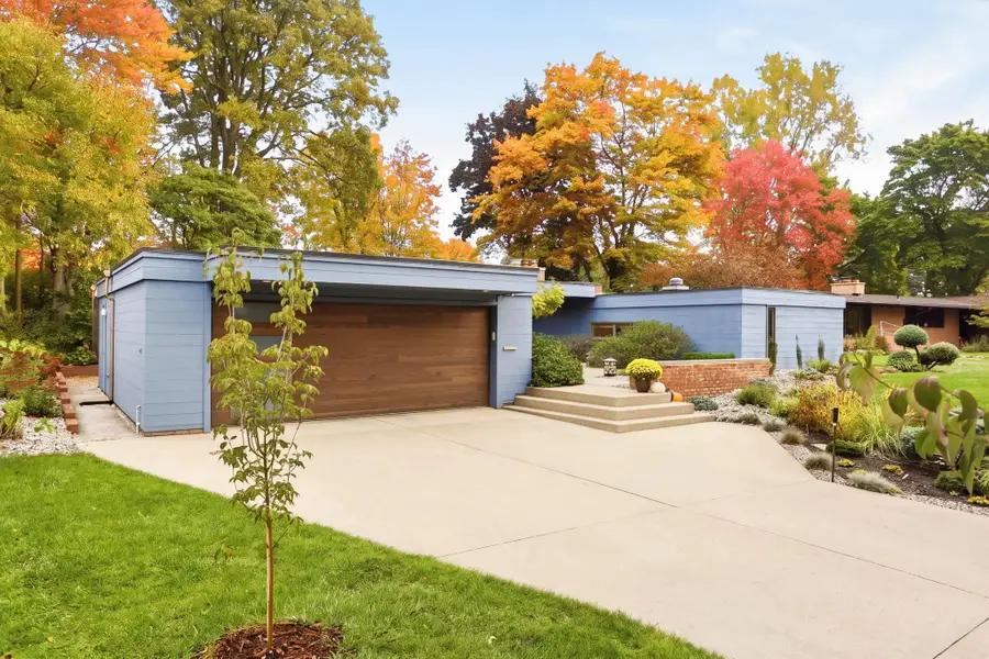 516 Crescent Drive, Midland, MI 48640 - #2