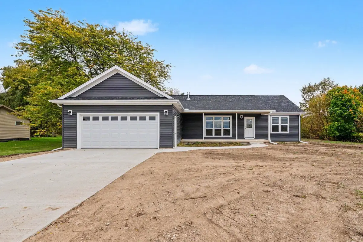 1421 S Poseyville Road, Midland, MI 48640 - #1