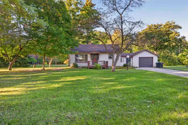 3918 & VL 4000 Pfeiffer Court, Midland, MI 48640