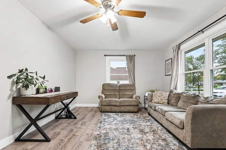 1201 S Poseyville Road, Midland, MI 48640 - #2