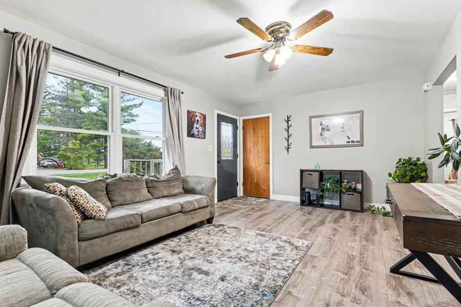 1201 S Poseyville Road, Midland, MI 48640 - #3
