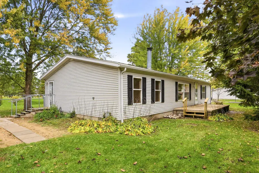 2050 Mahar Drive, Saginaw, MI 48601 - #2