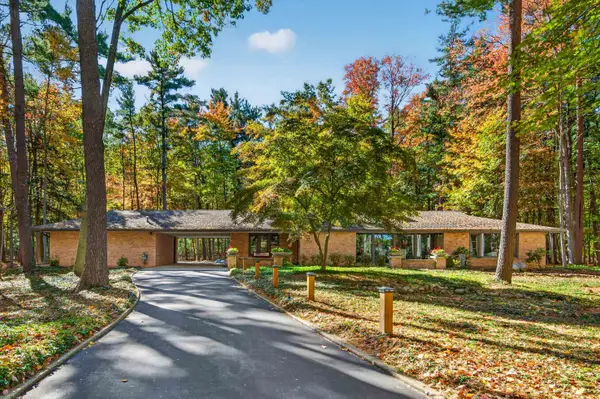 7 Snowfield Court, Midland, MI 48640-2620