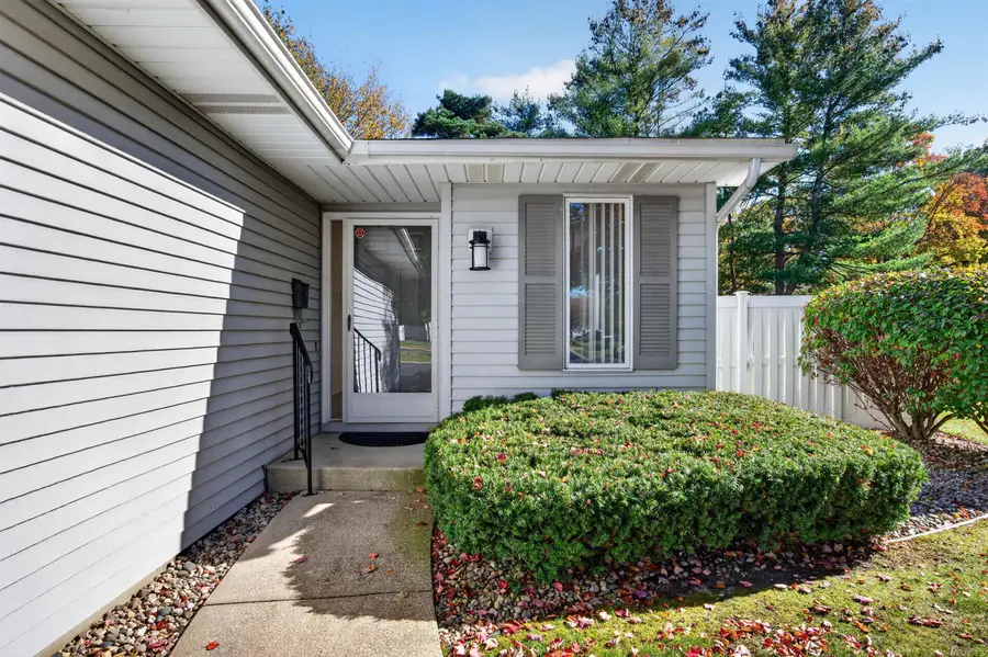 1422 Pheasant Ridge Drive, Midland, MI 48640-2890 - #2