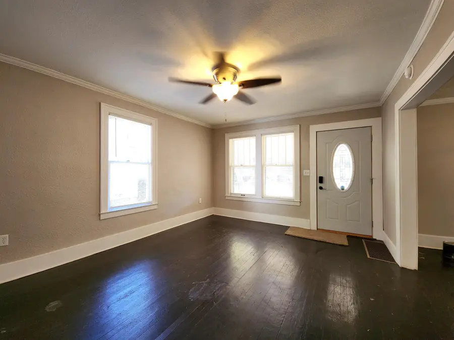 2129 2nd Street, Bay City, MI 48708 - #2