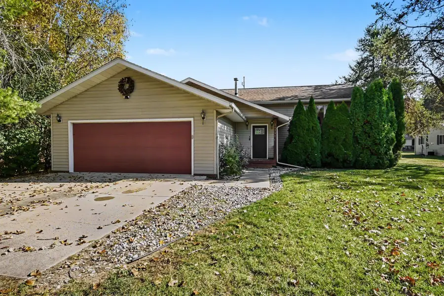 3434 N Meridian Road, Sanford, MI 48657 - #2