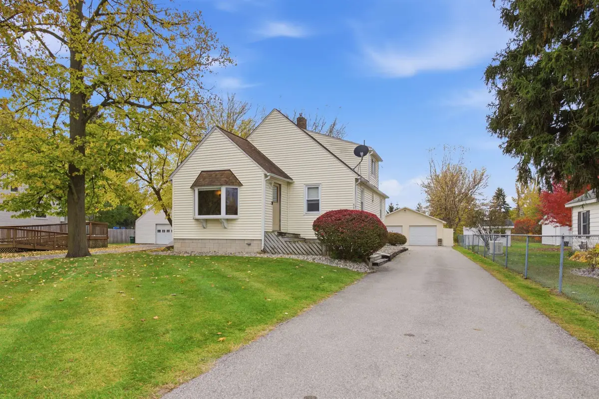 330 E Midland Road, Auburn, MI 48611 - #1