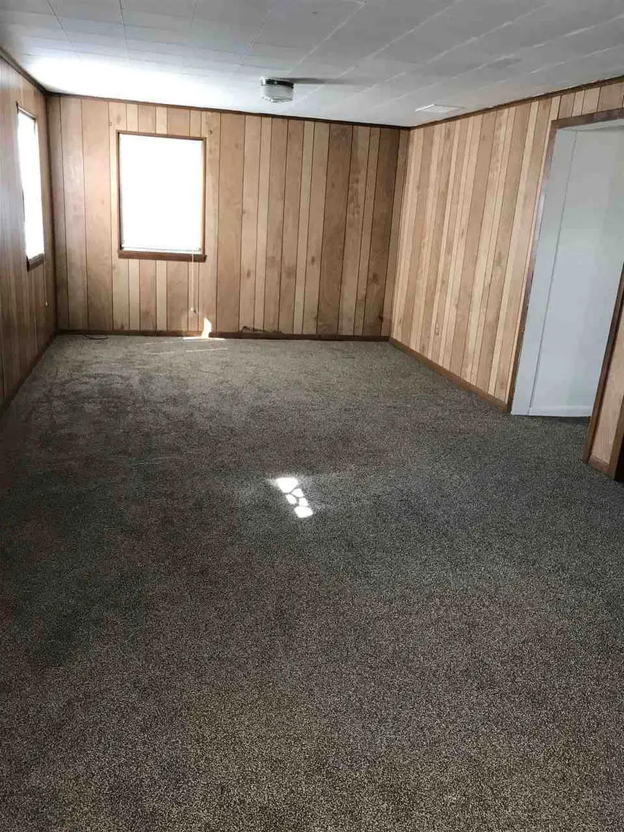 1009 E Pine Street, Midland, MI 48640 - #2