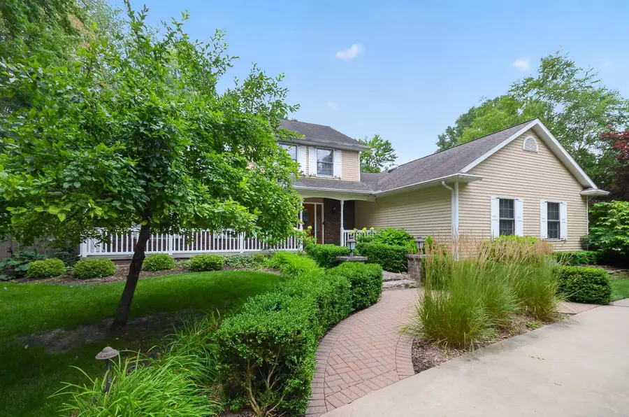 4010 E Old Pine Trail, Midland, MI 48642 - #2