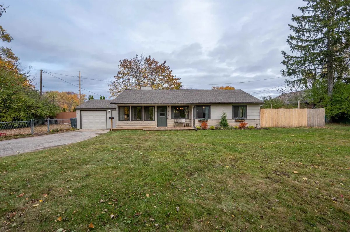 2918 Braley Court, Midland, MI 48640 - #1