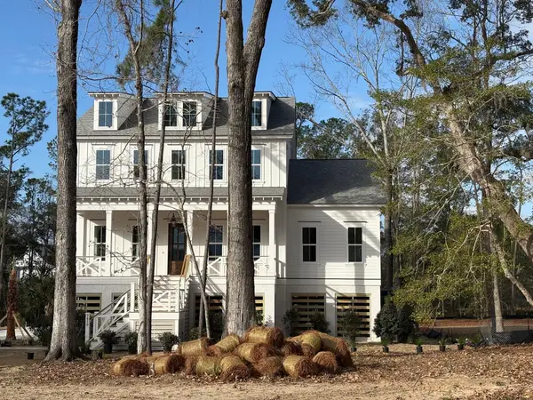 3850 Delinger Drive, Mount Pleasant, SC 29466