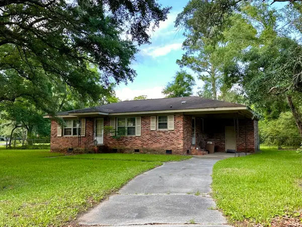 1236 Midvale Avenue, Charleston, SC 29412