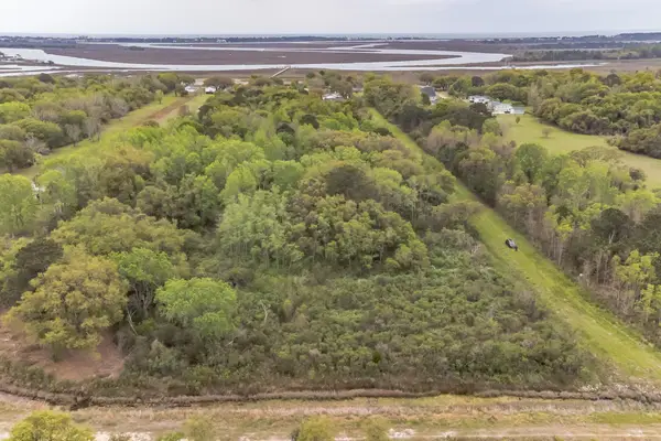 2165 Rosebush Lane, Charleston, SC 29412