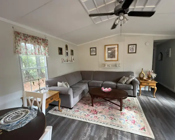 175 Schoolhouse Road, Dorchester, SC 29437