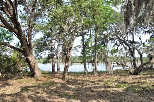 00 Ranch Road, Wadmalaw Island, SC 29487