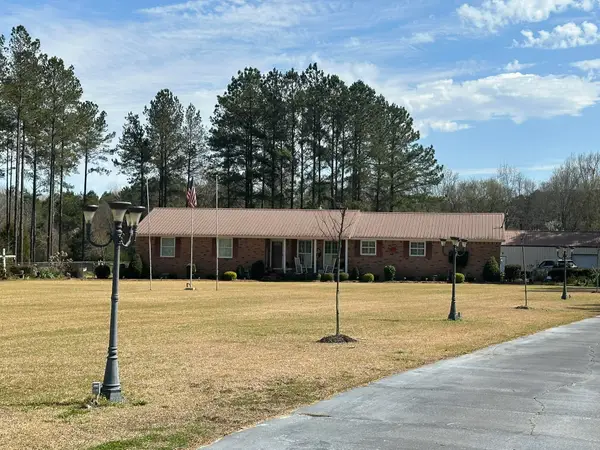 3735 Bamberg Road, Orangeburg, SC 29115