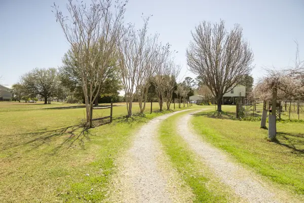 16 Baldwin Lane, Green Pond, SC 29446