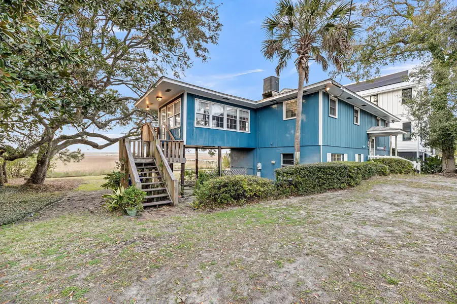 702 E Erie Avenue, Folly Beach, SC 29439 - Image #2