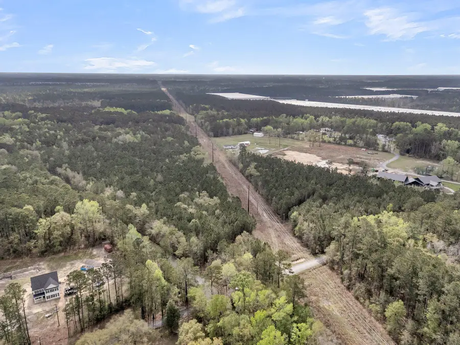 1 Washington Town Road, Summerville, SC 29486 - #2