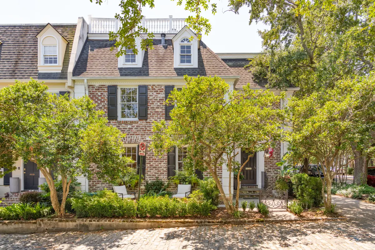 39 N Adgers Wharf, Charleston, SC 29401 - Image #1