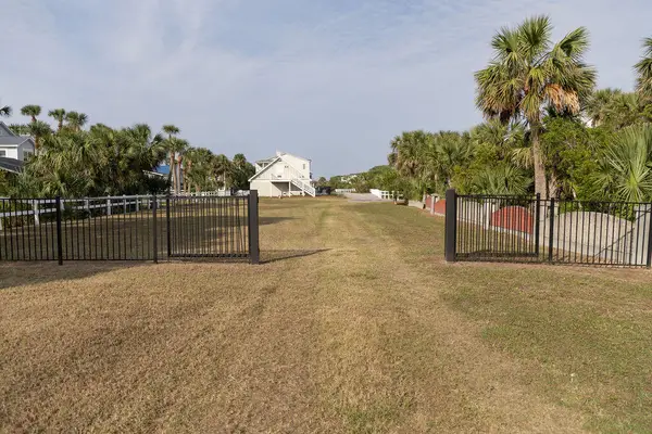 126-B Jungle Road, Edisto Island, SC 29438