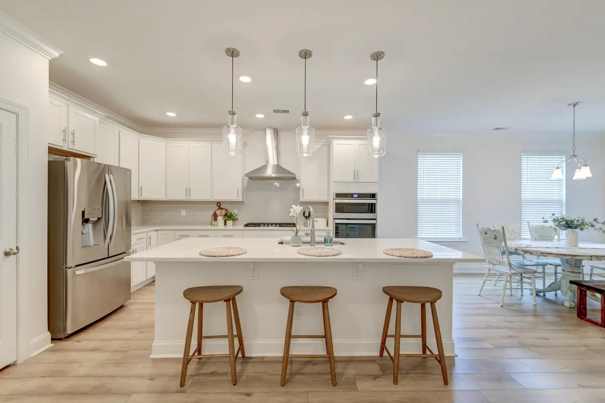 802 S Pointe Boulevard, Summerville, SC 29483 - Image #1