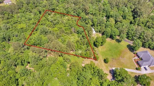 5137 Clarance, Hollywood, SC 29449