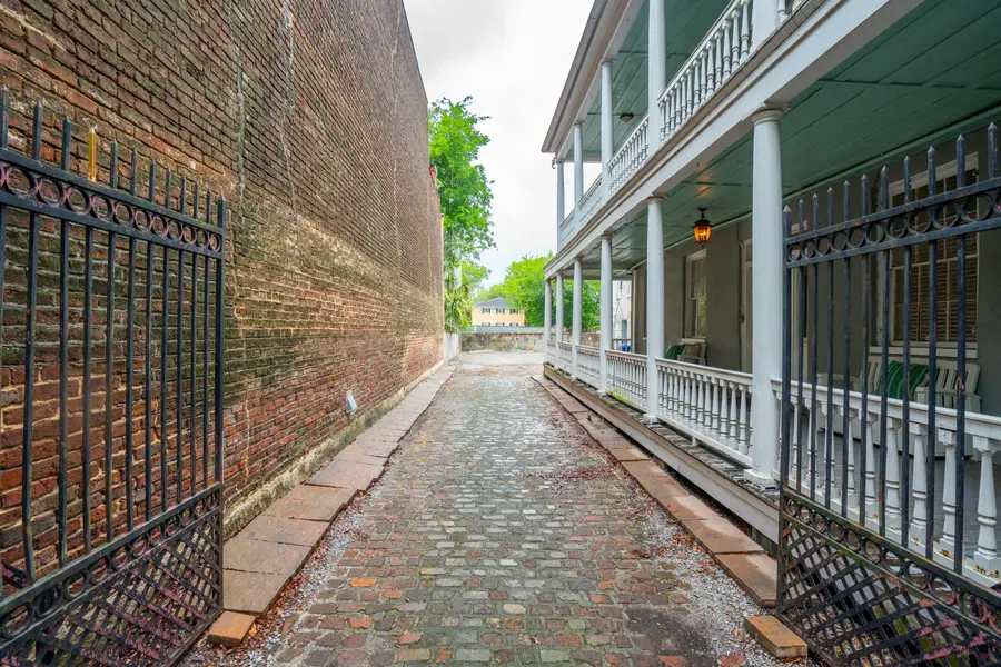 66 Beaufain Street, Charleston, SC 29401 - Image #2