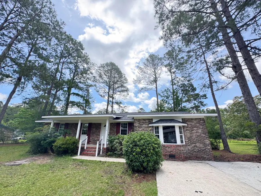710 Gadsden Loop, Walterboro, SC 29488 - Image #2