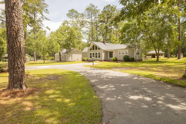 1044 Academy Road, Walterboro, SC 29488