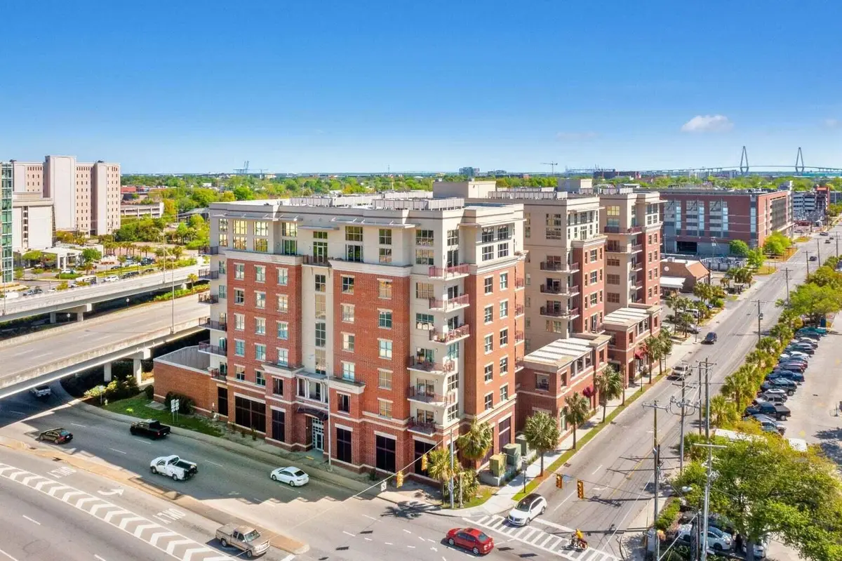 150 Bee Street #308, Charleston, SC 29401 - Image #1