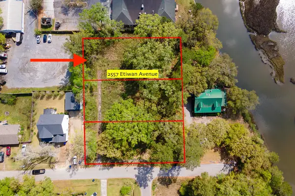 2557 Etiwan Avenue, Charleston, SC 29414