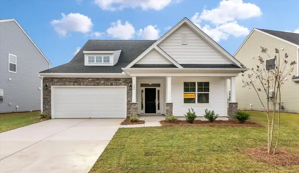 126 Shingle Oak Drive, Moncks Corner, SC 29461
