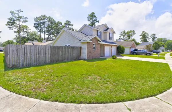 1301 Lantern Road, Summerville, SC 29486