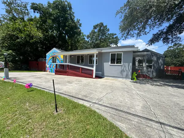 24 Sycamore Avenue, Charleston, SC 29407