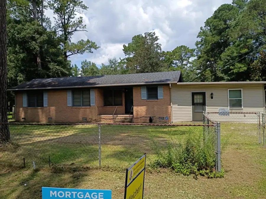 107 Gadsden Loop, Walterboro, SC 29488 - Image #2
