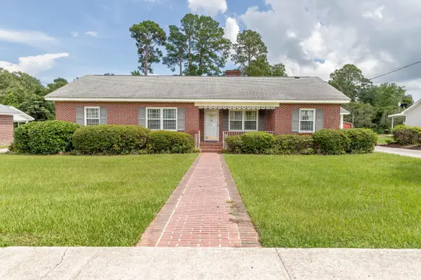319 E Hampton Street, Elloree, SC 29047