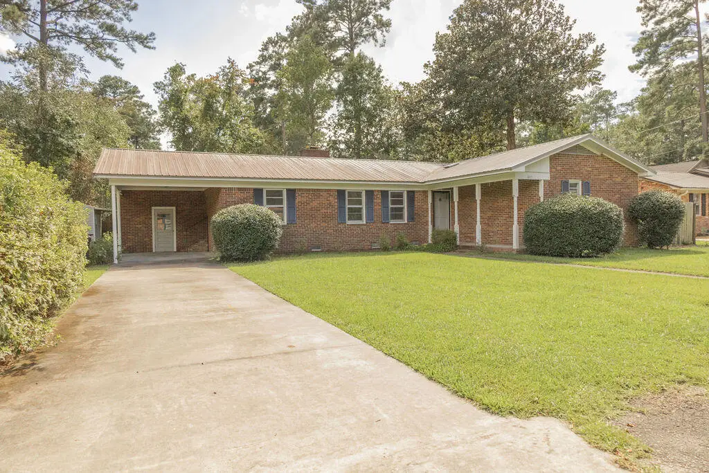 605 Lynnwood Road, Walterboro, SC 29488 - Image #1