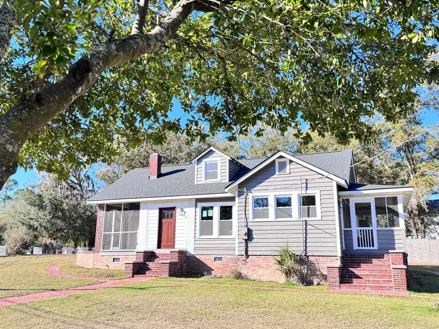 303 Warren Street, Walterboro, SC 29488 - Image #2