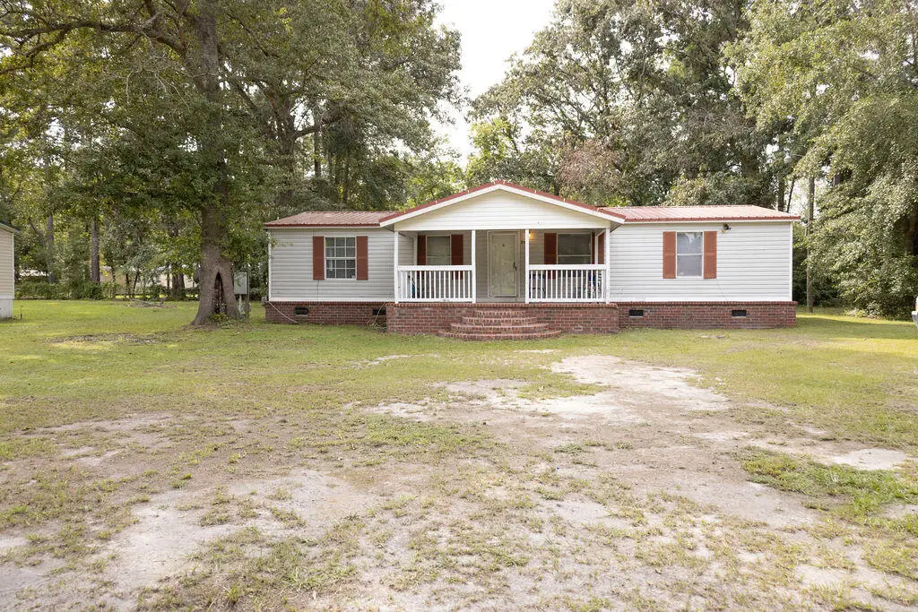 206 Belfast Lane, Walterboro, SC 29488 - Image #1