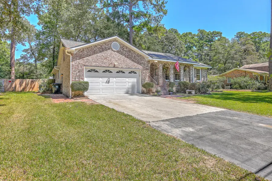 129 Sycamore Drive, Summerville, SC 29485 - #2