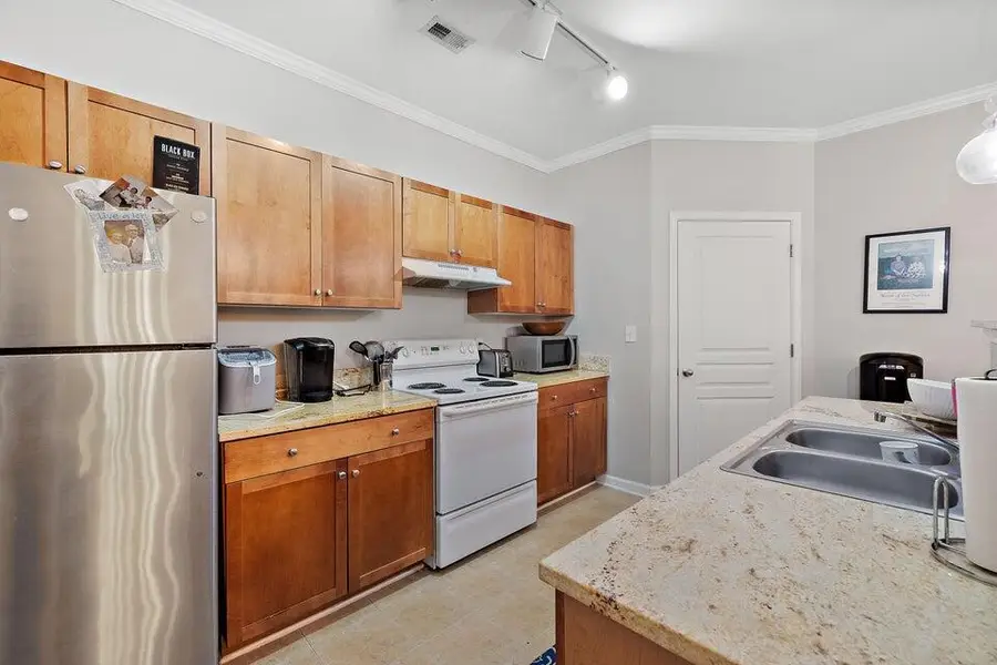 100 Bucksley Lane #306, Charleston, SC 29492 - Image #2