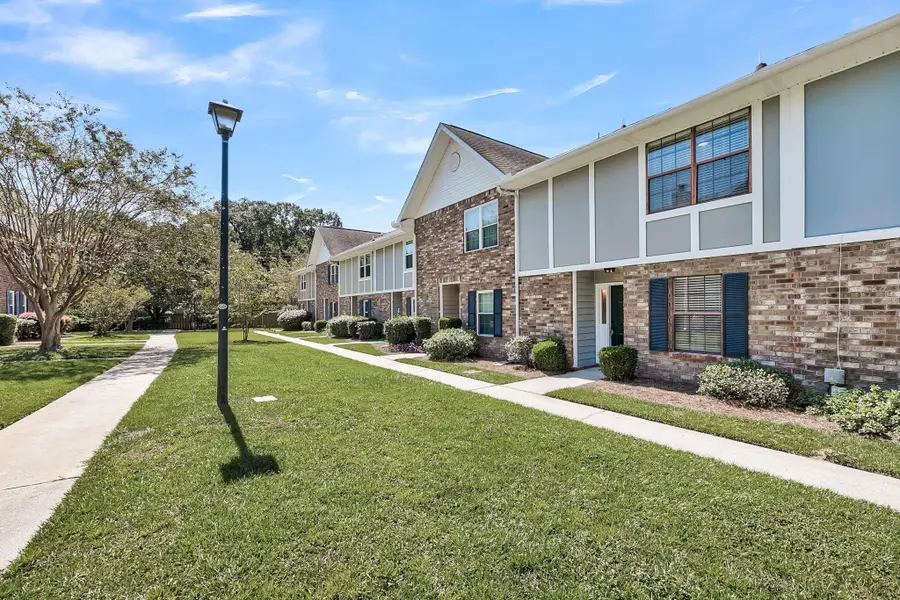 2912 Oxford Place, Charleston, SC 29414 - Image #2