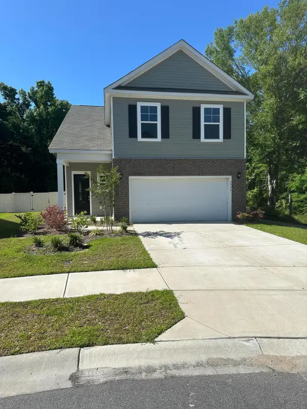 3956 Treebranch Circle, Mount Pleasant, SC 29429