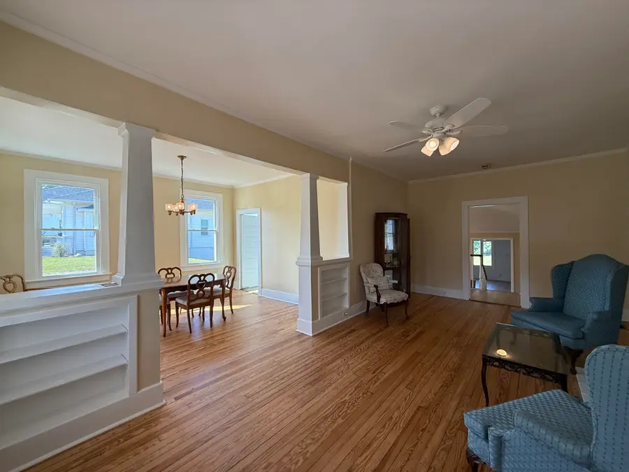 215 Church Street, Edgefield, SC 29824 - #3