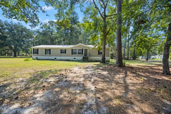 197 Davis Circle, Walterboro, SC 29488