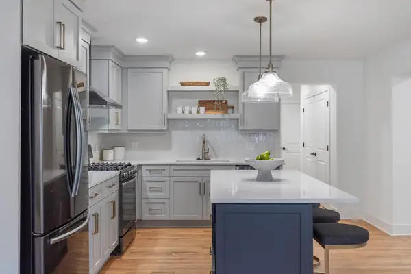 125 Plymouth Avenue, Charleston, SC 29412